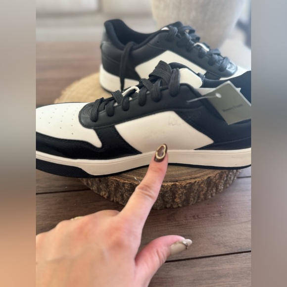 NWT Target Men' Levi Caual Court Sneaker - Goodfellow & Co Black - Picture 10 of 10